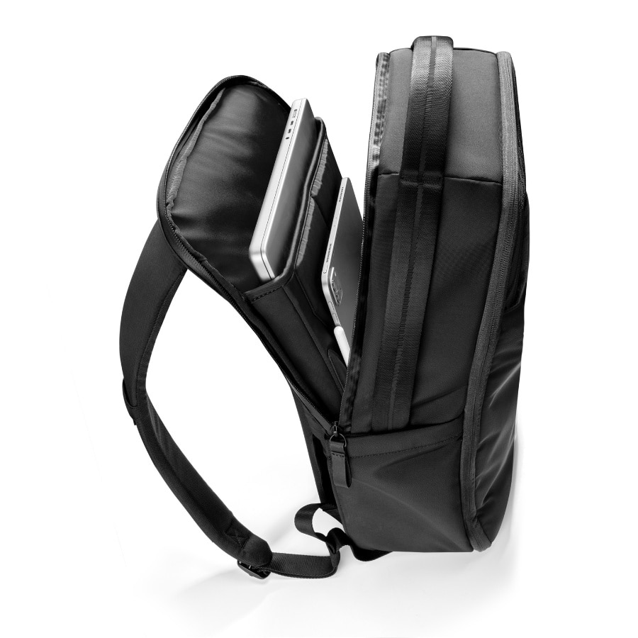 Rucsac pentru laptop Tomtoc Voyage T50, capacitate 20L, negru, dimensiuni 45x33x17cm