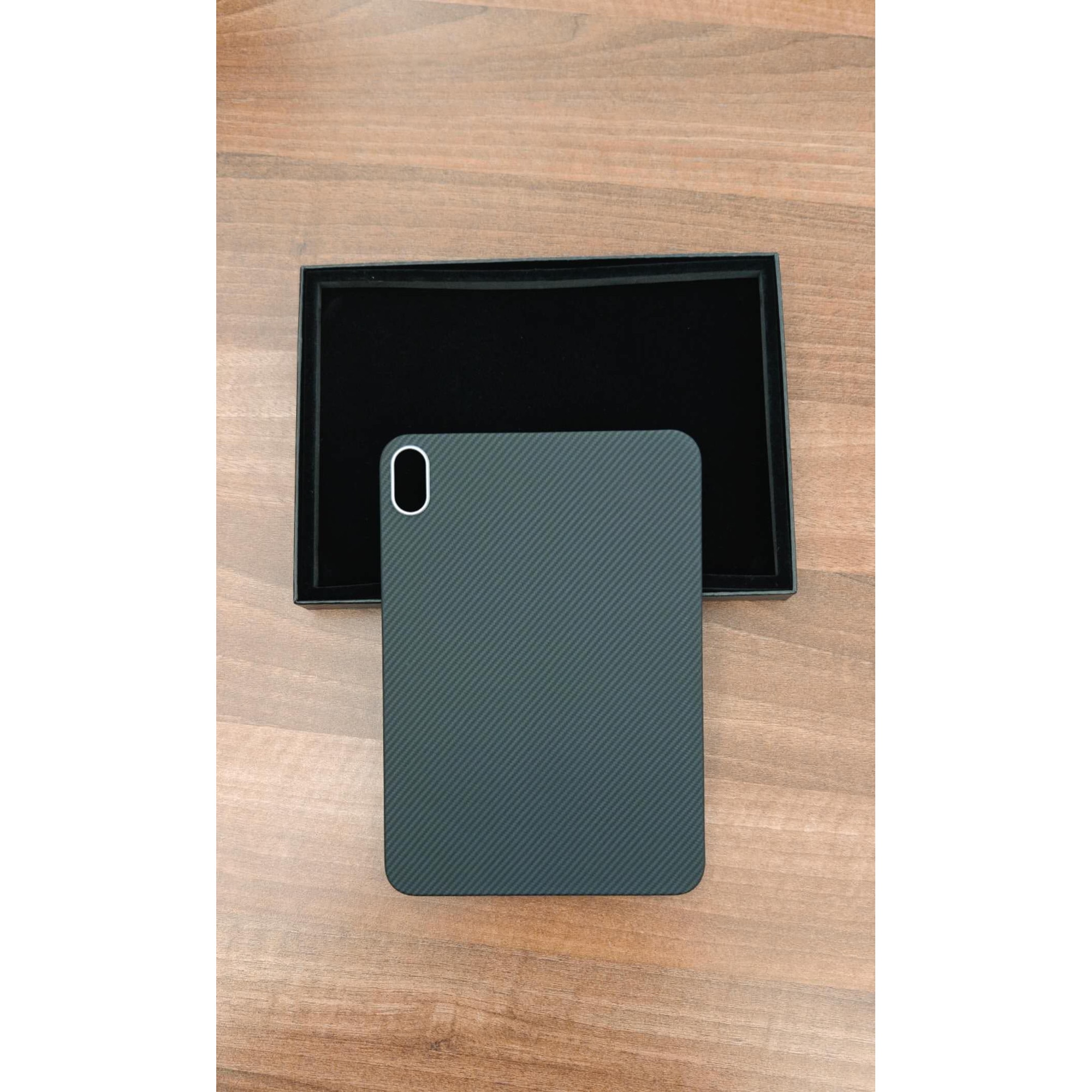Husă pentru iPad Mini 6, tip Kevlar, Negru, 8.3"