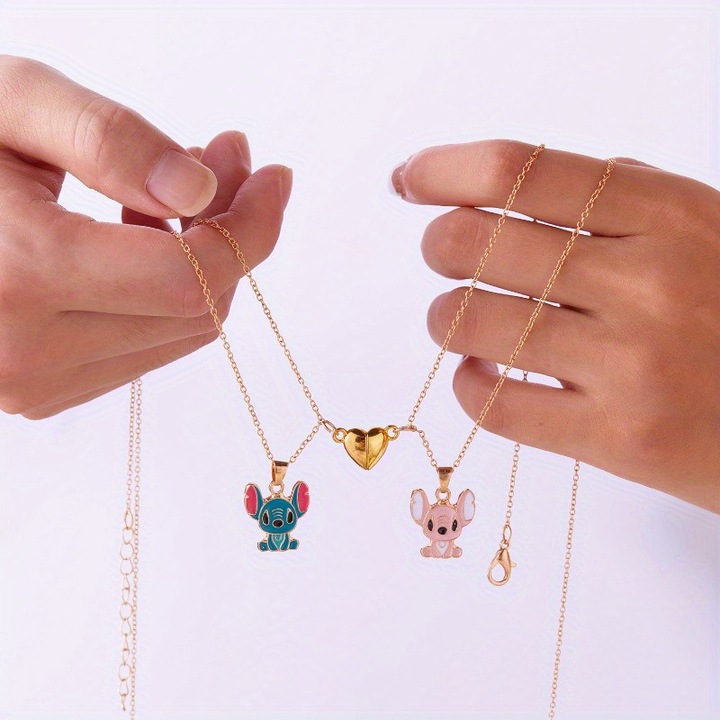 Set 2 Coliere pentru Cuplu sau BFF, Pandantiv Magnetic in Forma de Inima, Model Stitch si Angel, Culoare Aurie