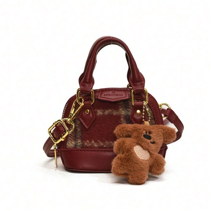 Piros kockás női táska, medállal, crossbody típusú