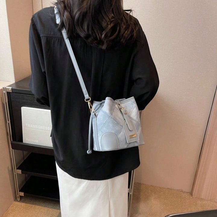 Női sokoldalú crossbody táska