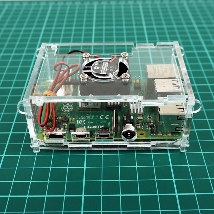 Carcasa acrilică pentru Raspberry Pi 4 cu ventilator, demontată