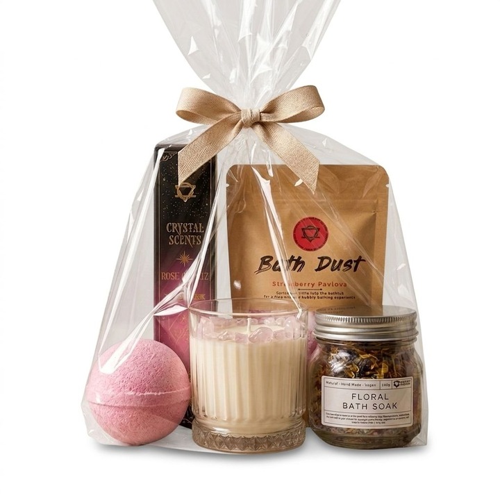 Pachet Cadou Paradis Aromat, cu lumanare parfumata handmade din ceara naturala de soia si cristale semi-pretioase, produse de baie si aromaterapie, betisoare parfumate naturale- Set 5 produse in ambalaj de cadou