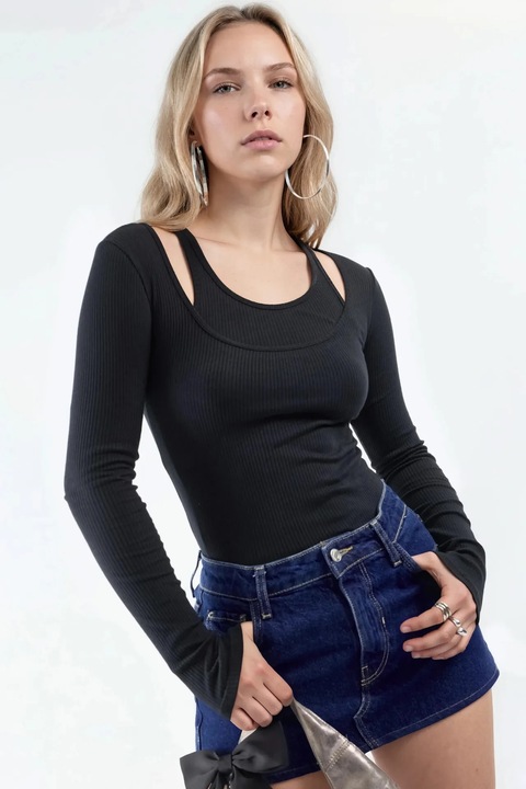Bluza dama, Busem, Guler in U, Negru