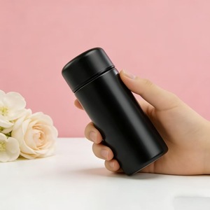 Termoszok és termosz bögrék