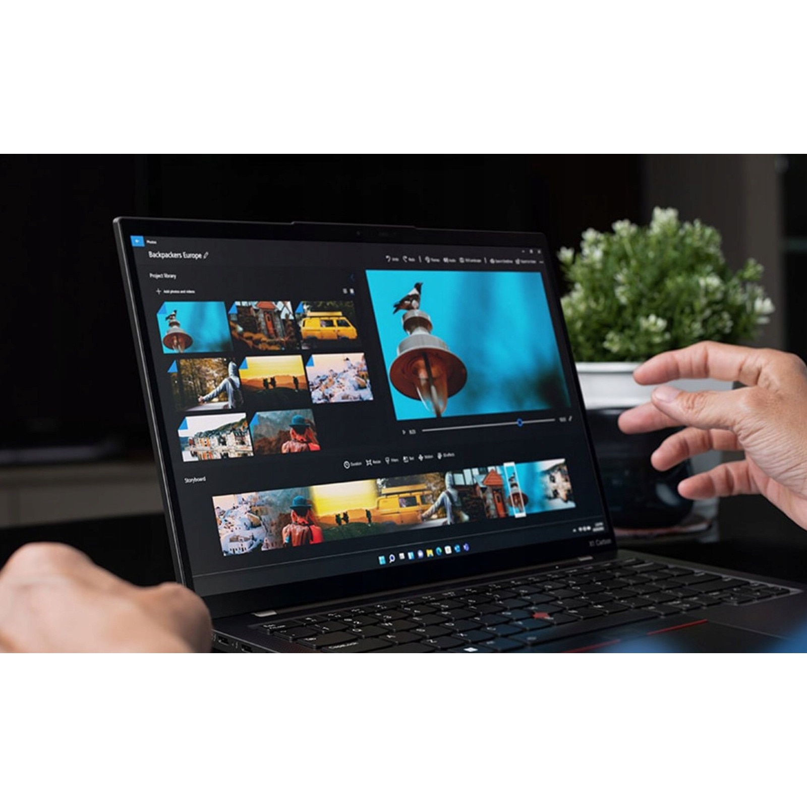 Laptop Lenovo ThinkPad X1 Carbon G11, Intel Core i7-1365U, 32GB
