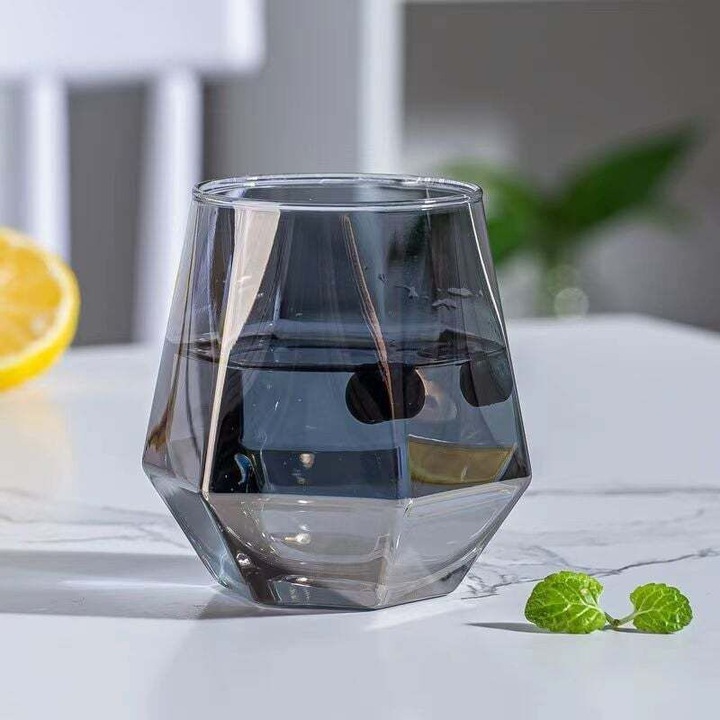 4 darab talp nélküli pohár készlet, geometrikus design, 10 oz, többszínű