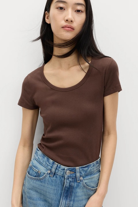 Marks & Spencer, Tricou slim fit cu decolteu rotund, Maro cognac