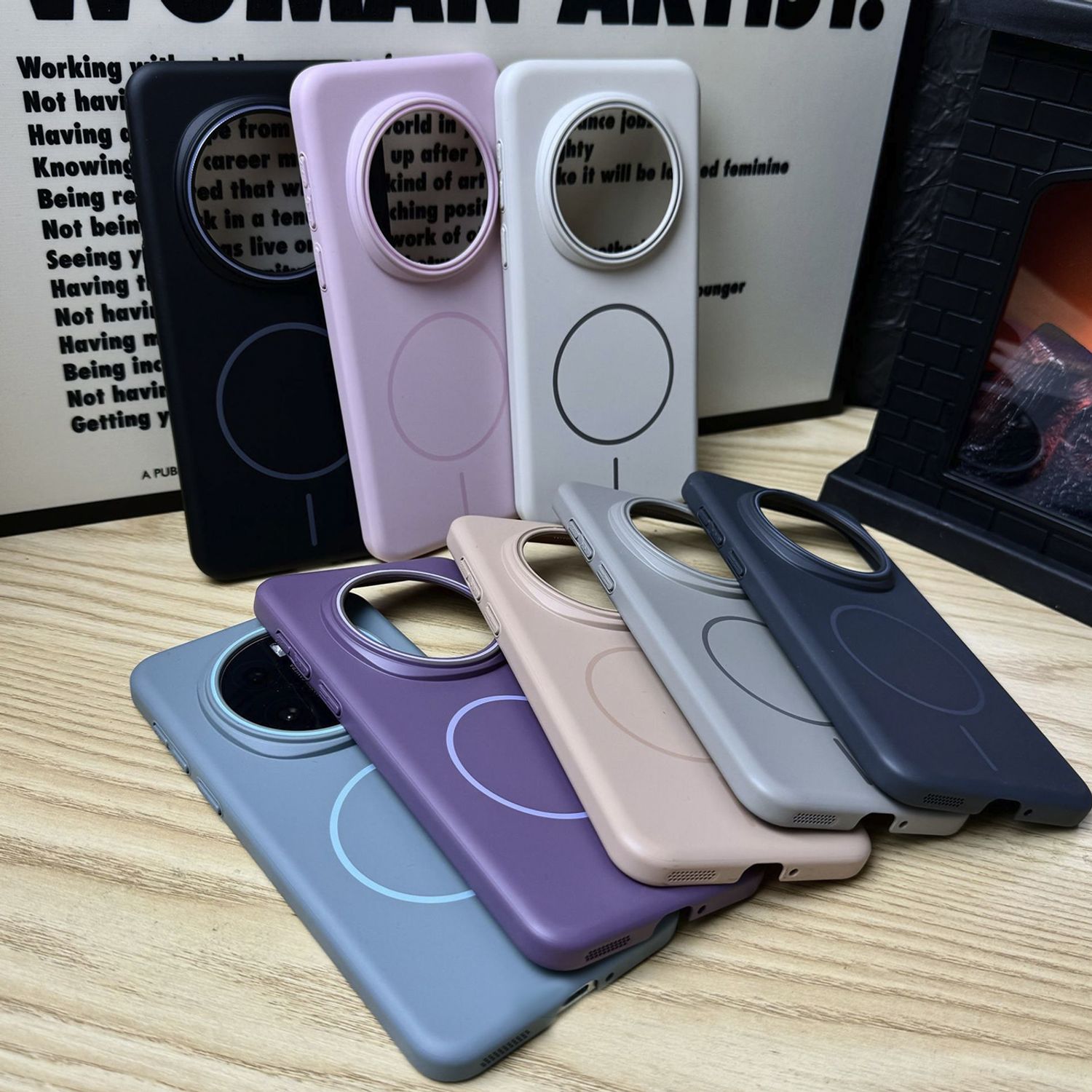 Husa pentru Honor Magic8 Pro, MagSafe, PC cu finisaj catifelat, margini suprainaltate pentru camera, rezistenta la caderi, negru