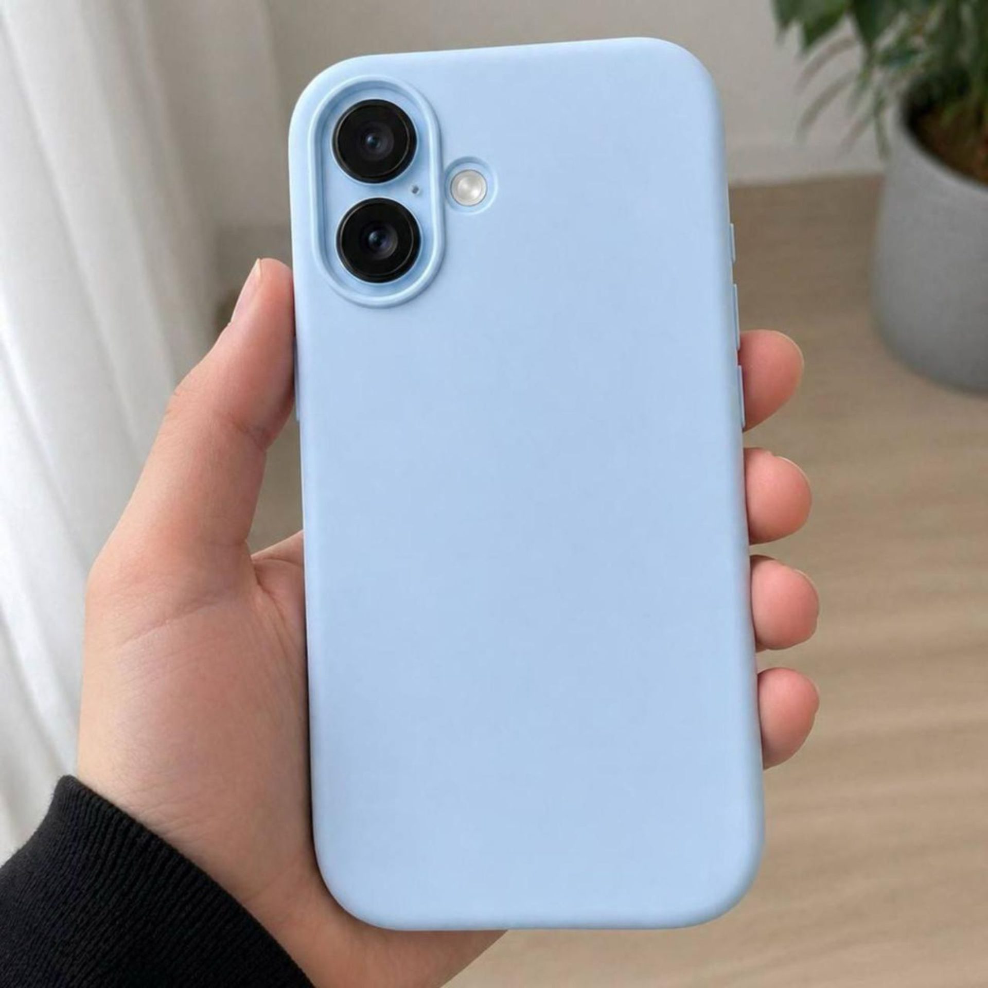 Husa de Protectie Telefon, Flippy, Compatibila cu iPhone 16, Silicon Premium Antisoc, Anti-Zgirieturi, MagSafe, Acces Camera Control, Protectie 360, Interior Microfibra, Albastru