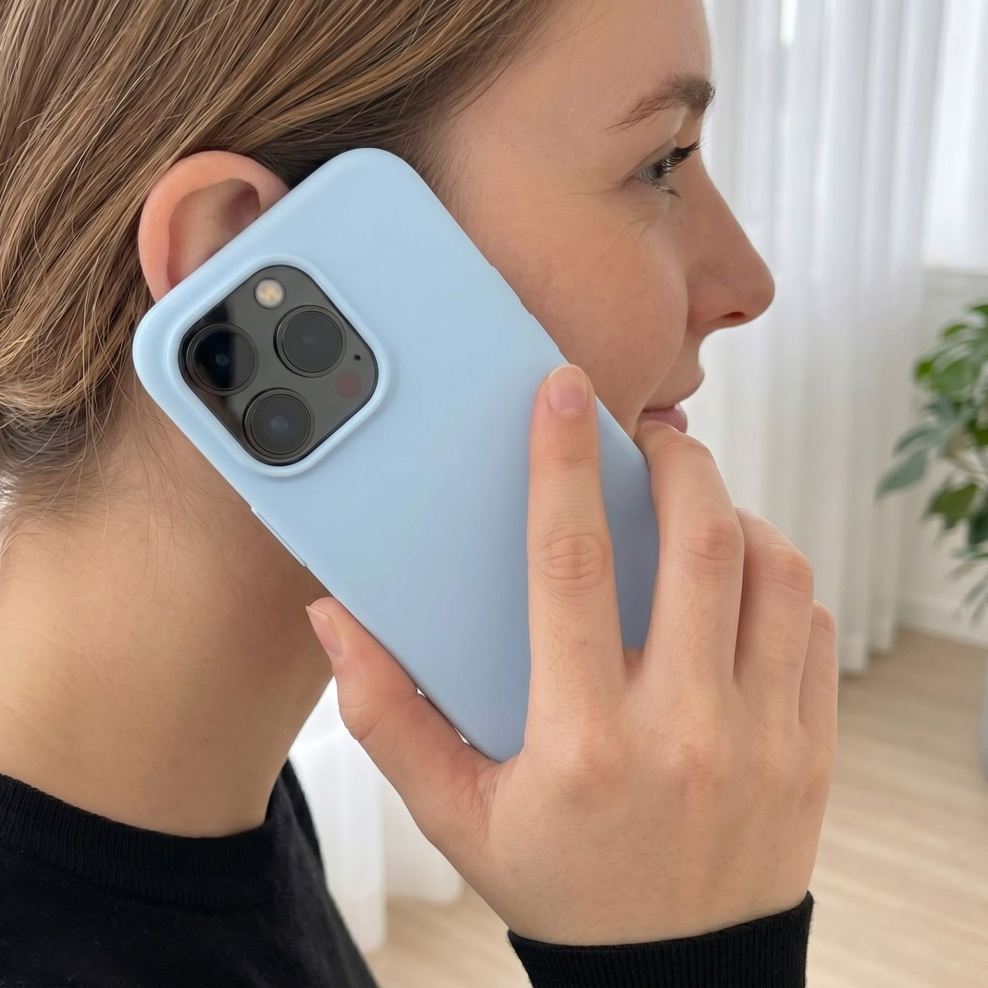Husa de Protectie Telefon, Flippy, Compatibila cu iPhone 16 Pro, Silicon Premium Antisoc, Anti-Zgirieturi, MagSafe, Acces Camera Control, Protectie 360, Interior Microfibra, Albastru