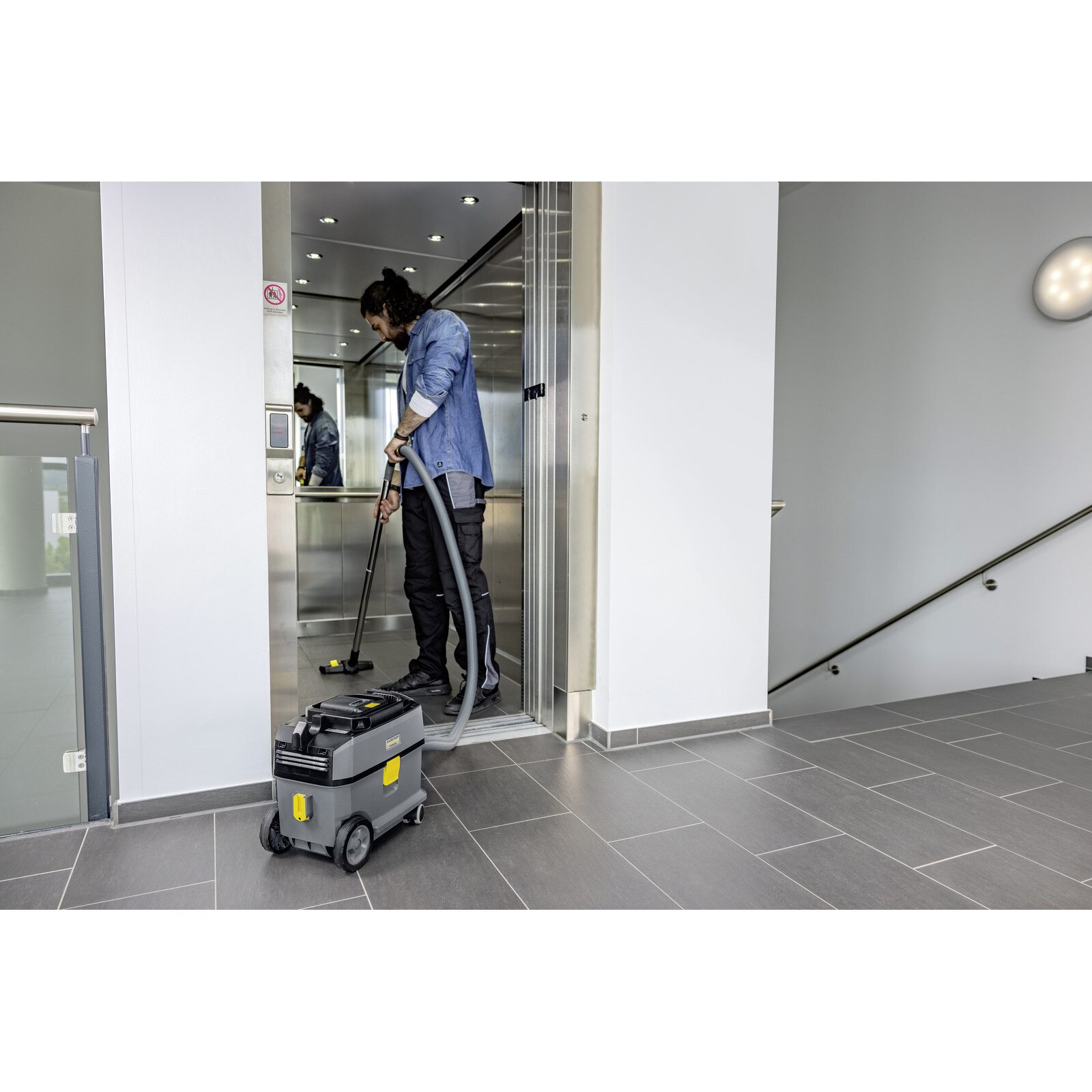Aspirator Karcher T 10/1 Bp, 36V, 10L, 57dB, compact