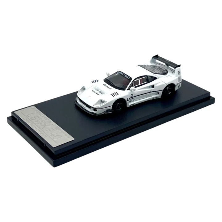 Ferrari f40 Lbwk Alb 1:64 Street Weapon autómodell