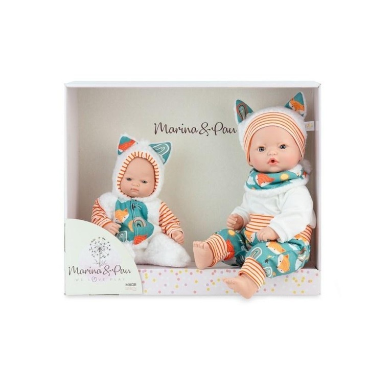 Marina&Pau Little Family babakészlet, spanyol babák 40 cm és 26 cm, vinilből, gyűjtői doboz ablakkal, többszínű, 2 darab