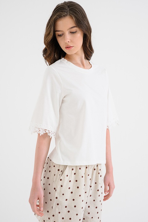 Vero Moda, Tricou lejer din bumbac organic cu garnituri din dantela Lyla, Alb murdar