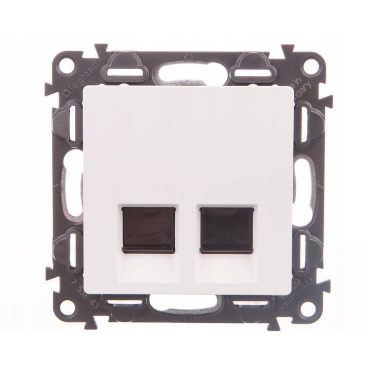 Мрежов контакт RJ45 Legrand Valena Life 753143 Cat.6 UTP двоен, вграден монтаж, със защита против прах, бял