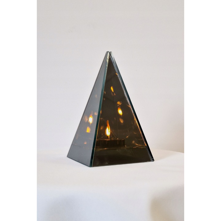 LED лампа 3D огледална пирамида, бяла, 12x12x20см