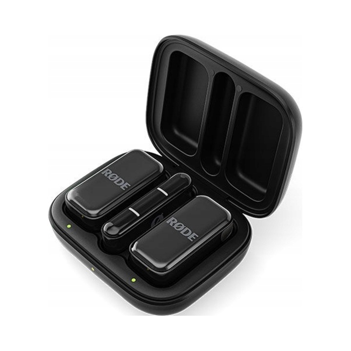 Set microfoane wireless RODE Wireless Micro pentru smartphone, USB-C, 2 transmitatoare cu microfon incorporat, etui incarcator cu 21h autonomie, Negru, 2 transmitatoare + 1 receptor