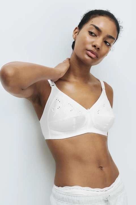 Marks & Spencer, Sutien cu acoperire completa si broderie, Alb