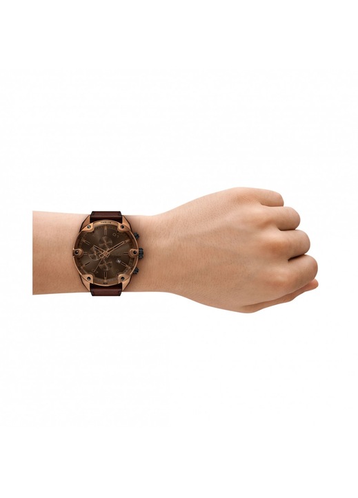 Мъжки часовник DIESEL DZ4698 кафяв моден