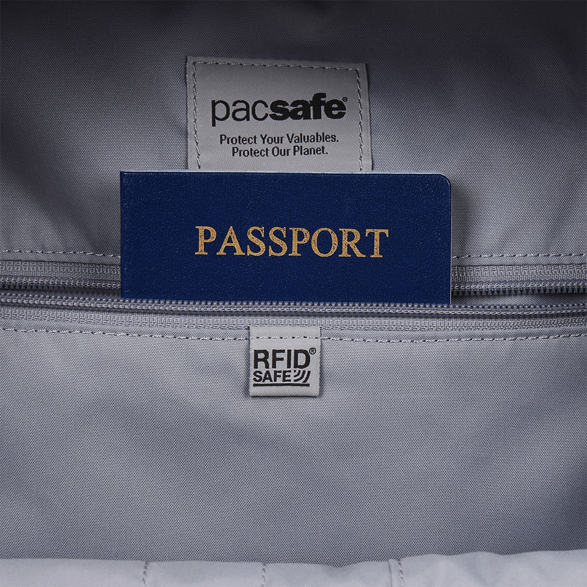 Rucsac antifurt dama Pacsafe W 10L, protectie RFID, compartiment pentru tableta 13”, albastru pastel