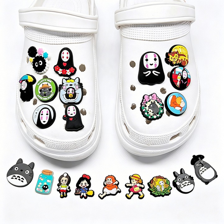 21 darab levehető cipő kiegészítő készlet, Spirited Away modell, többszínű