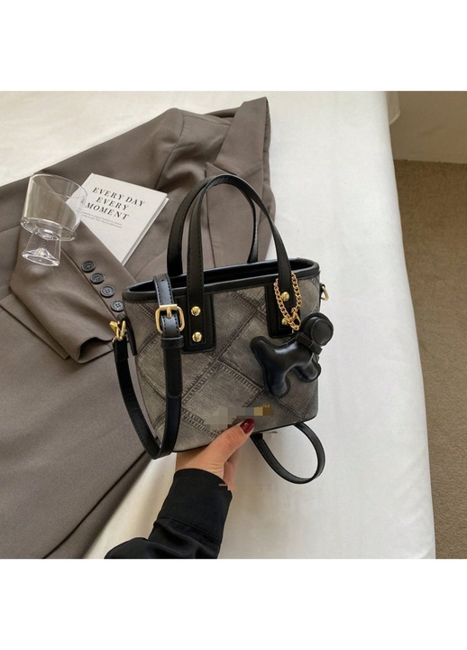 2024 nyári fekete egyszerű hétköznapi női tote táska