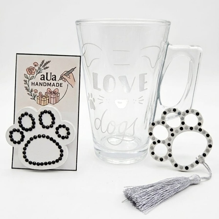 Set cadou CATEL, 3 piese, cana sticla gravata manual " I LOVE DOGS ", semn de carte, brosa - Cadou pentru Iubitorii de Caini