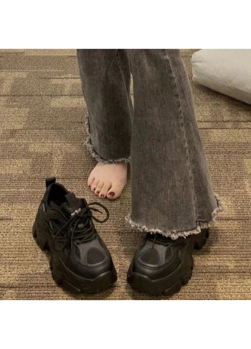 Női tornacipő, Dad Shoes típusú, hétköznapi, vastag talpú, fekete
