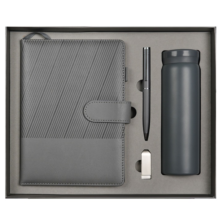 Office 1 Welcome szett, jegyzetfüzet, palack, toll és USB flash meghajtó, dobozban