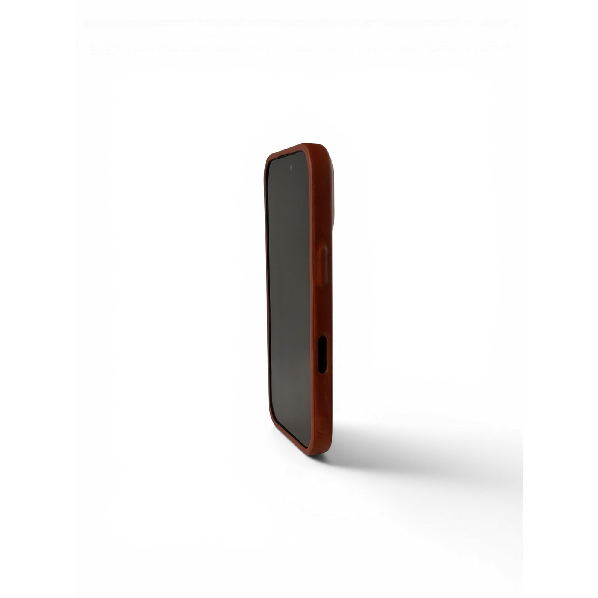 Husa pentru iPhone 17 din piele naturala full-grain, compatibila MagSafe, Light Brown
