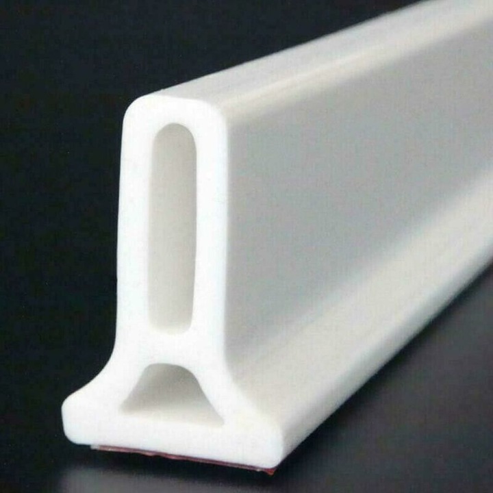 Bariera de dus pliabila si sistem de retentie pentru barajul de apa si mentine apa in interiorul pragului 120 × 5 × 3 cm