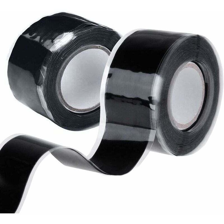 Banda izolatoare autoadeziva siliconica neagra 2.5x3m set 2 bucati