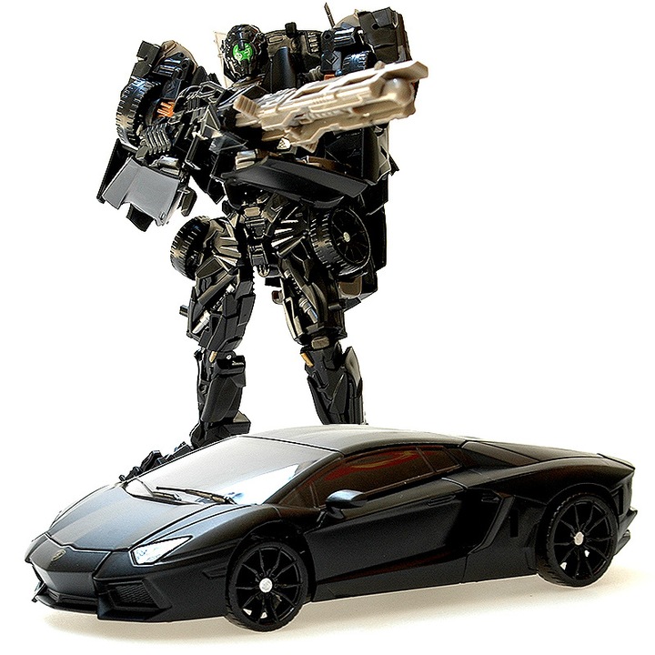 2 az 1-ben Átalakítható Robot Játék Dark Lockdown, V-osztály 18cm, ABS és Fémötvözet, Lamborghini Autó, Tartozékokkal, Fekete Arany