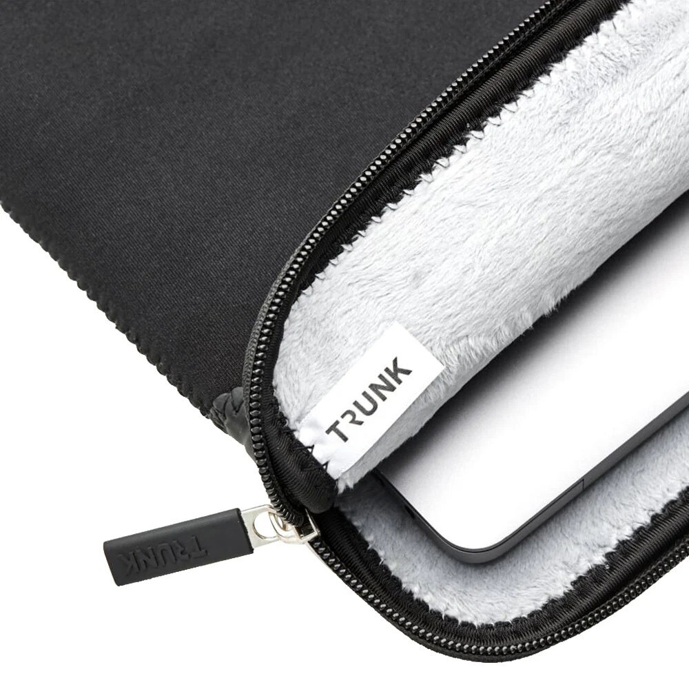 Husa laptop TRUNK din neopren pentru 16" MacBook, protectie anti-zgarieturi, fermoar rezistent, Negru