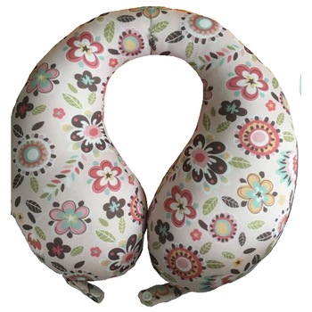 Perna calatorie copii, marime S 6 luni -3 ani, fibre antialergenice Coolever™, forma anatomica confortabila protectie gat bebelus, Mamapume Lovesome Flower Perna calatorie copii, marime S 6 luni -3 ani, fibre antialergenice Coolever™, forma anatomica confortabila protectie gat bebelus, Mamapume Lovesome Flower