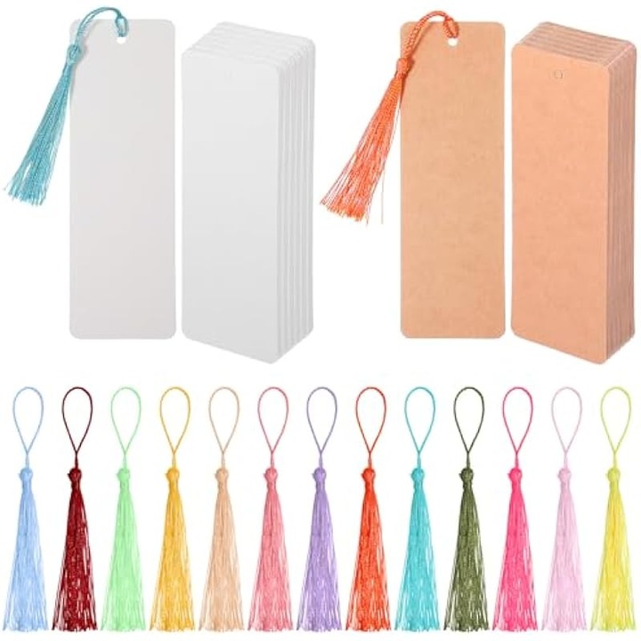 Set 40 semne carte carton, alb si kaki, ciucuri colorati, 15x4cm