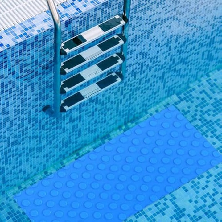 Covoras antiderapant pentru scara piscina 40x90cm, PVC flexibil, rezistent, impermeabil