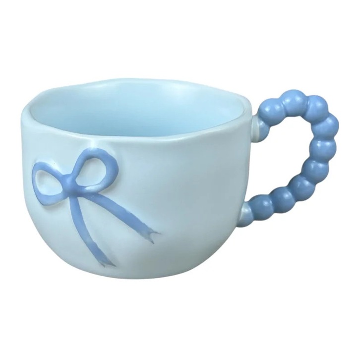 Cana din ceramica „Bow Handle” Albastra cu Fundita in Relief si Maner Tip Margele 360 ml