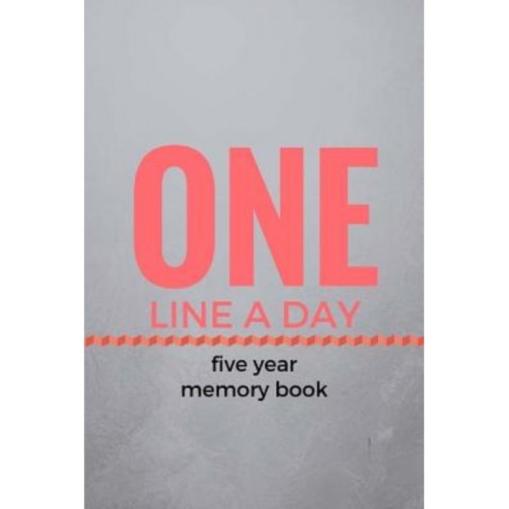 One Line a Day: Five Year Memory Book: Journal, Annie Watts (Author)