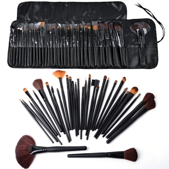 Set 32 pensule machiaj par capra naturala negru 18cm cu husa piele PU