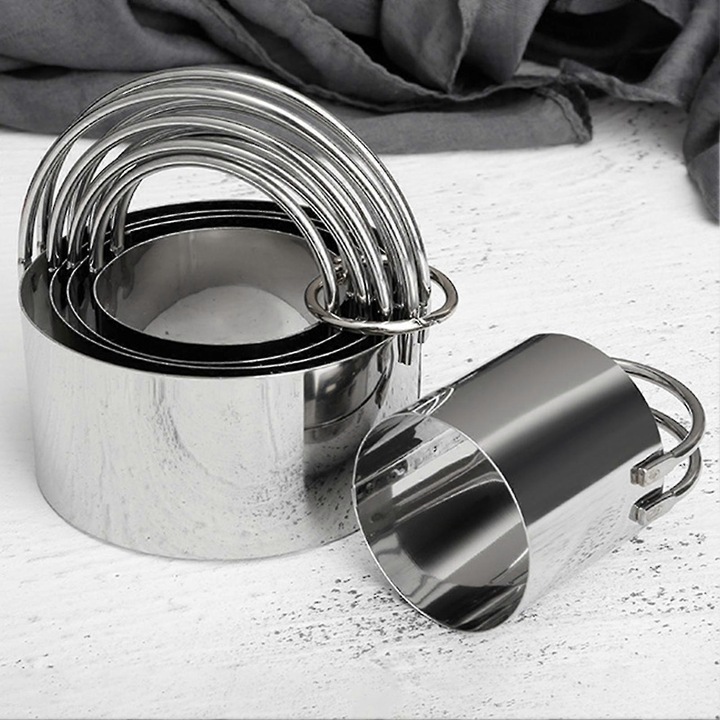 Set 5 forme prajituri rotunde inox cu maner 4x7.2cm-8x8.5cm