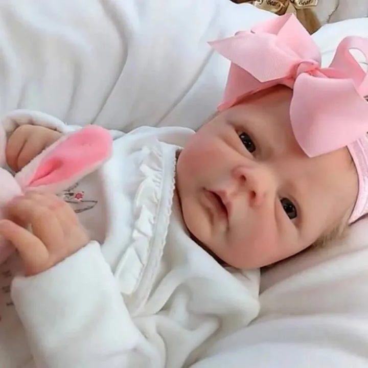 Reborn baba 49cm puha, valósághű, csukott szemű