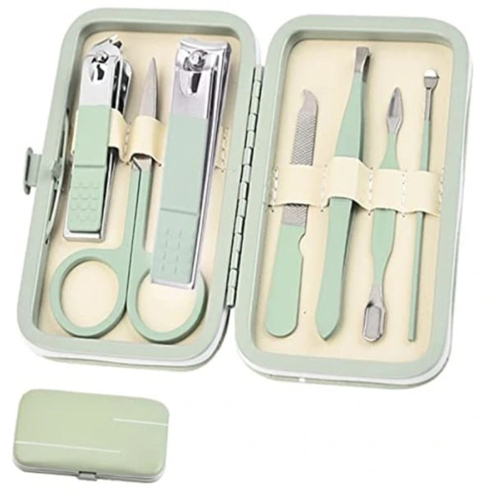 Set manichiura pedichiura 7 piese, piele PU verde, inox, portabil
