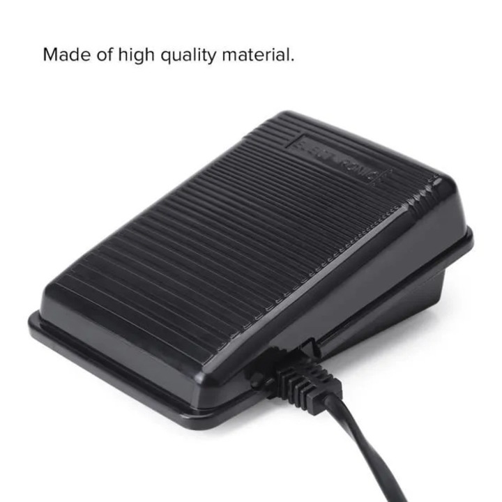 Varrógép lábpedál, műanyag és fém, EU dugó, 0.5A, 50Hz
