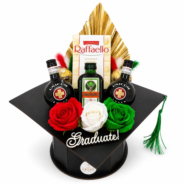 Aranjament absolvire Graduate in forma de toca, cu sticle in miniatura Jagermeister si Unicum, praline Raffaello, Rocher si trandafiri de sapun, Velve