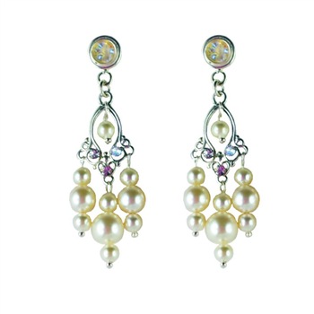 Cercei cu perle si cristale, crem, pentru mireasa, cu surub Cercei cu perle si cristale, crem, pentru mireasa, cu surub