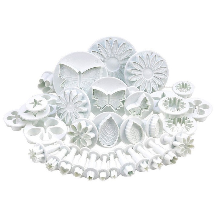 Set 33 forme decupatoare fulgi de nea si flori, plastic ABS, multicolor, 33 piese