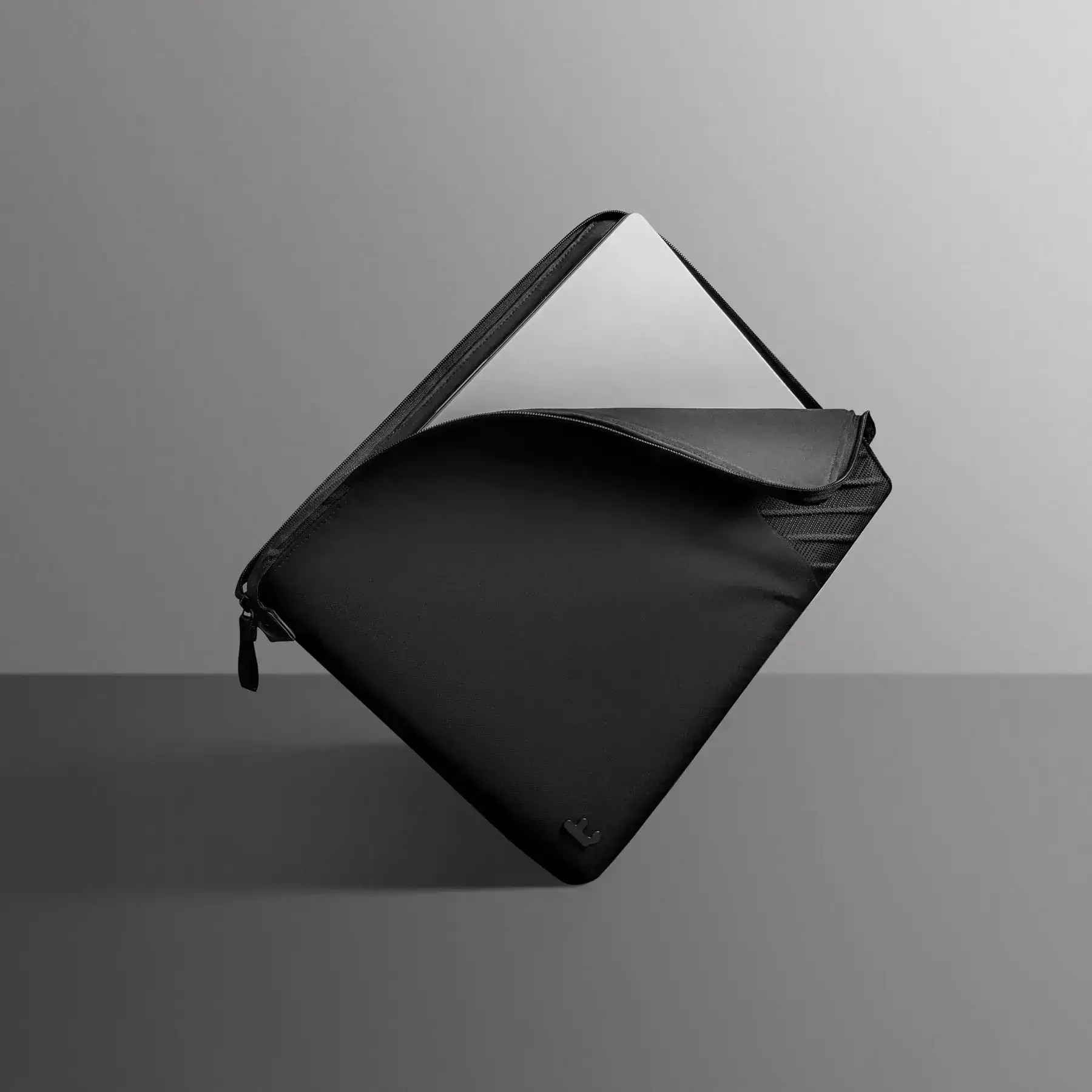 Husa pentru MacBook Tomtoc Voyage-A10 pentru MacBook Pro de 16 inch