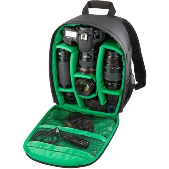Kisméretű fekete kompakt DSLR fényképezőgép hátizsák